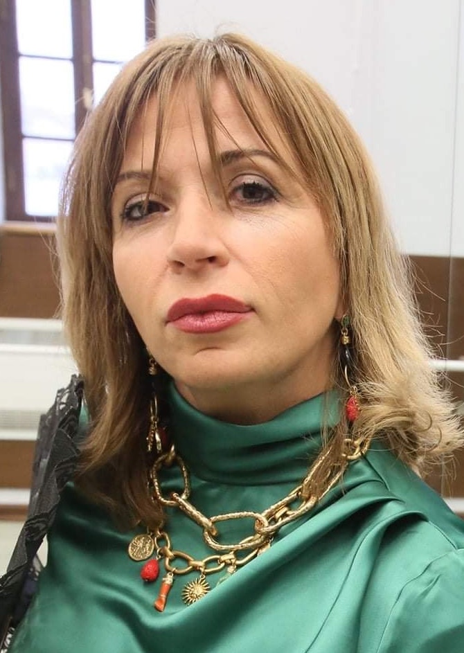 ლელა მჭედლიძე