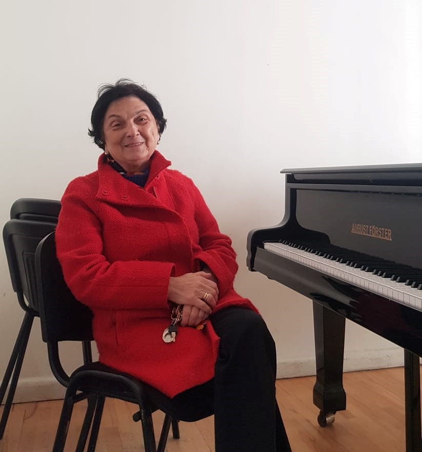 ნანი სანაძე